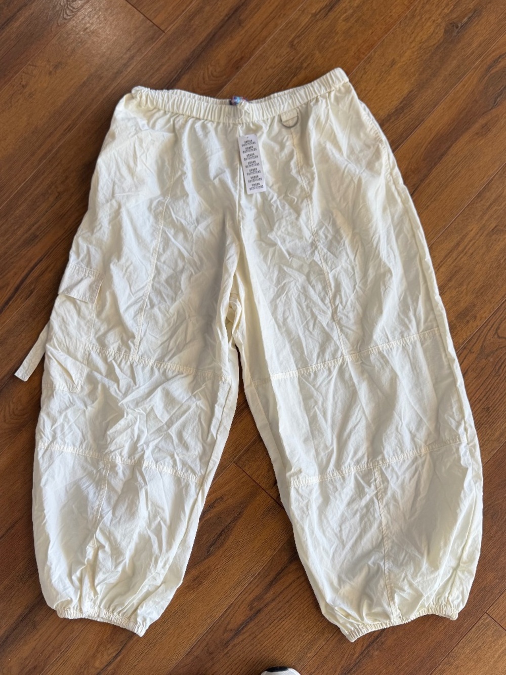 Women's White Elastic-Waist Cargo Jogger Pants